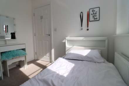 Bridle Road, Eastham, Image 24