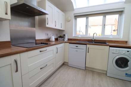 Bridle Road, Eastham, Image 6