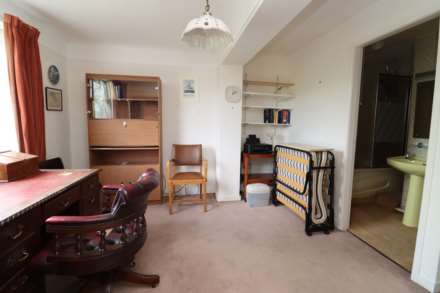 Spital Road, Bromborough, Image 18