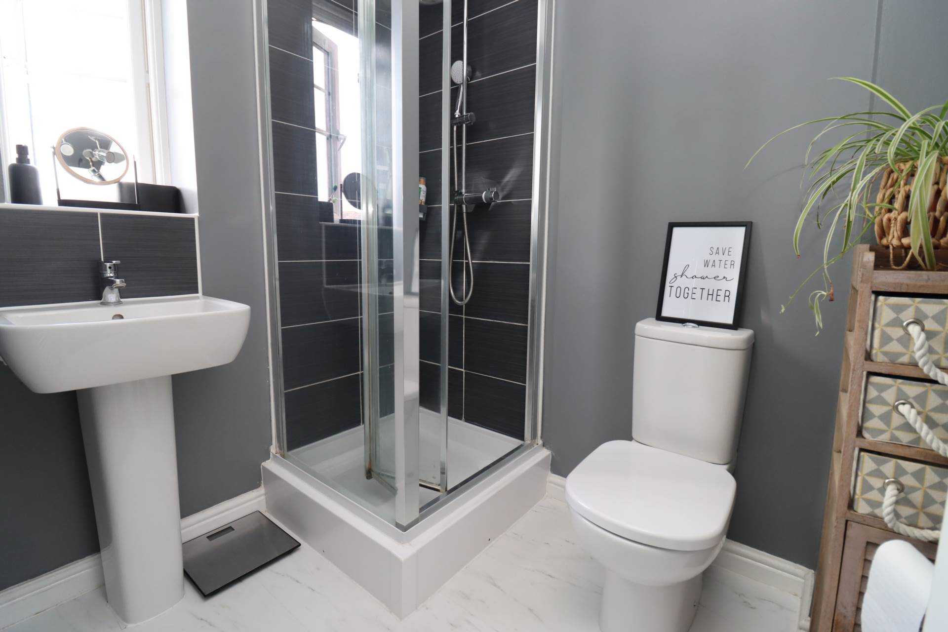 Pool Lane, Bromborough, Image 9