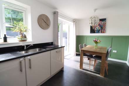 Pool Lane, Bromborough, Image 3