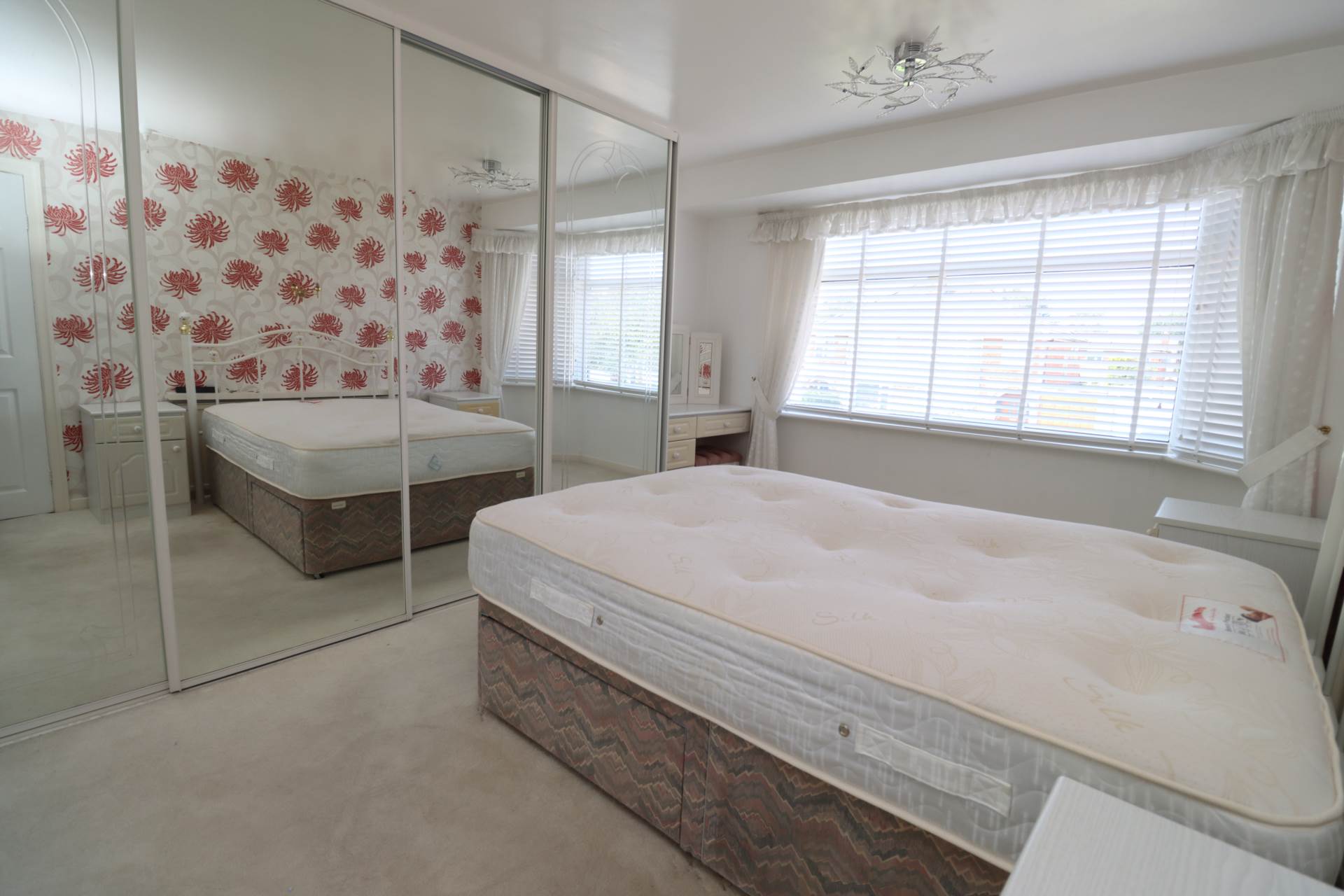 White Lodge Close, Eastham, Image 10
