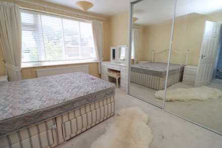 White Lodge Close, Eastham, Image 11