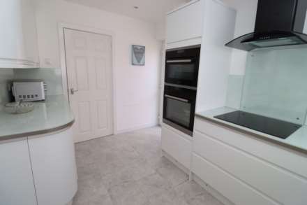 White Lodge Close, Eastham, Image 19
