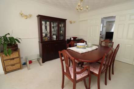 White Lodge Close, Eastham, Image 8