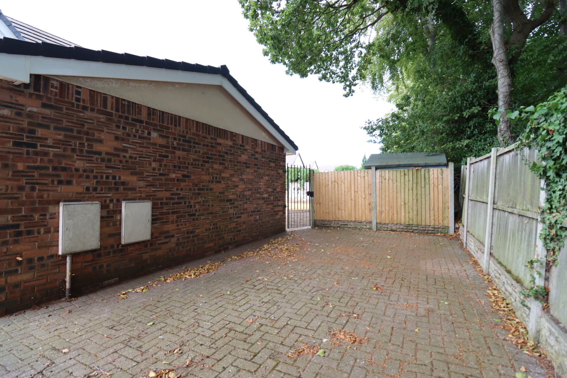 Plymyard Avenue, Bromborough, Image 44