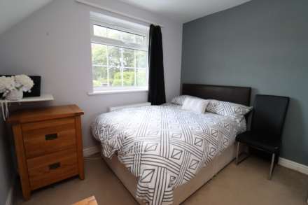 Plymyard Avenue, Bromborough, Image 11