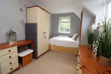 Plymyard Avenue, Bromborough, Image 13