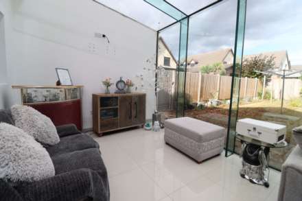 Plymyard Avenue, Bromborough, Image 24