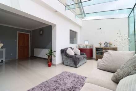 Plymyard Avenue, Bromborough, Image 25