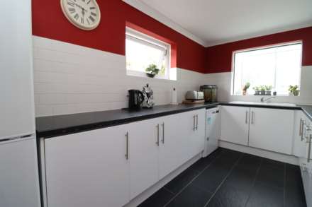 Plymyard Avenue, Bromborough, Image 28