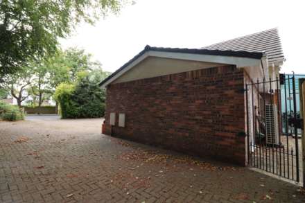 Plymyard Avenue, Bromborough, Image 45
