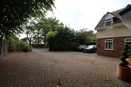 Plymyard Avenue, Bromborough, Image 46