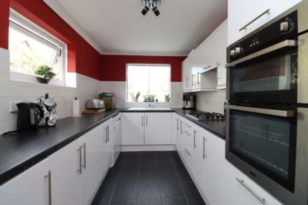 Plymyard Avenue, Bromborough, Image 7