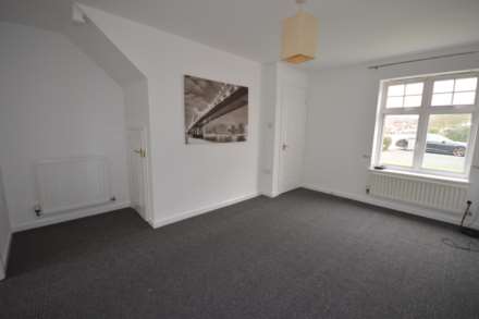 Croft Green, Bromborough, Image 3