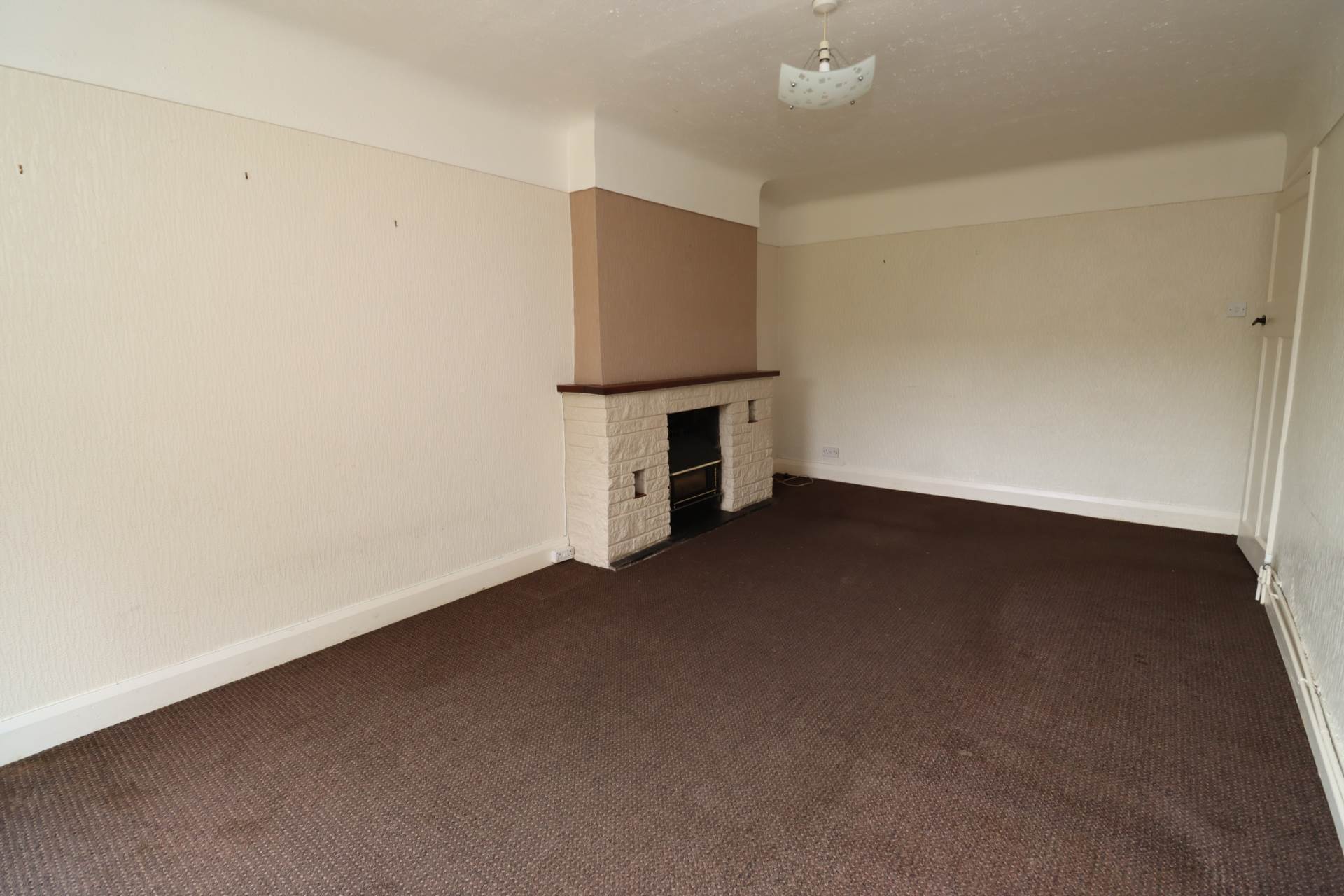 Carlett Boulevard, Bromborough, Image 5