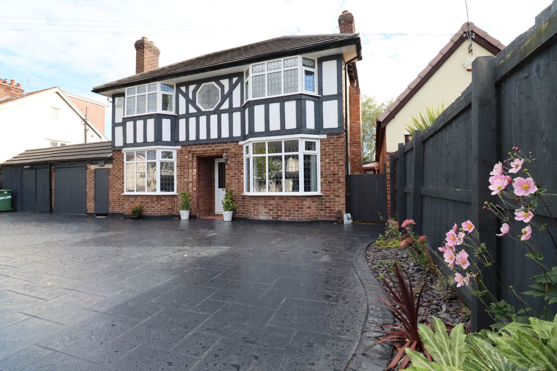 Raeburn Avenue, Bromborough, Image 17