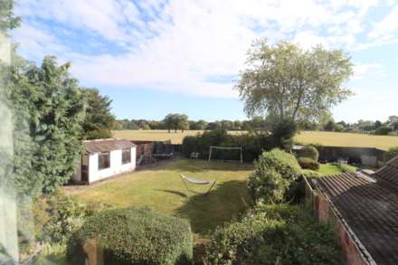 Raeburn Avenue, Bromborough, Image 14