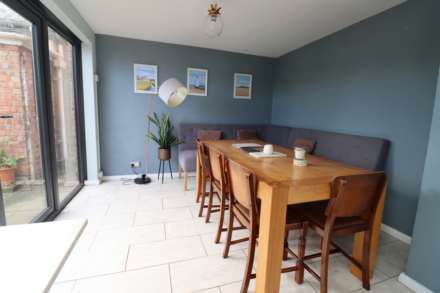 Raeburn Avenue, Bromborough, Image 22