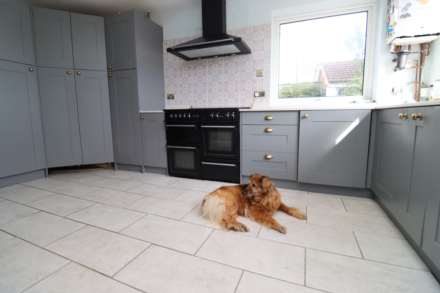 Raeburn Avenue, Bromborough, Image 28