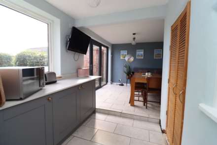 Raeburn Avenue, Bromborough, Image 30