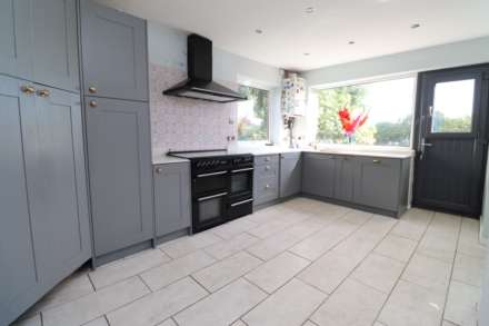 Raeburn Avenue, Bromborough, Image 5