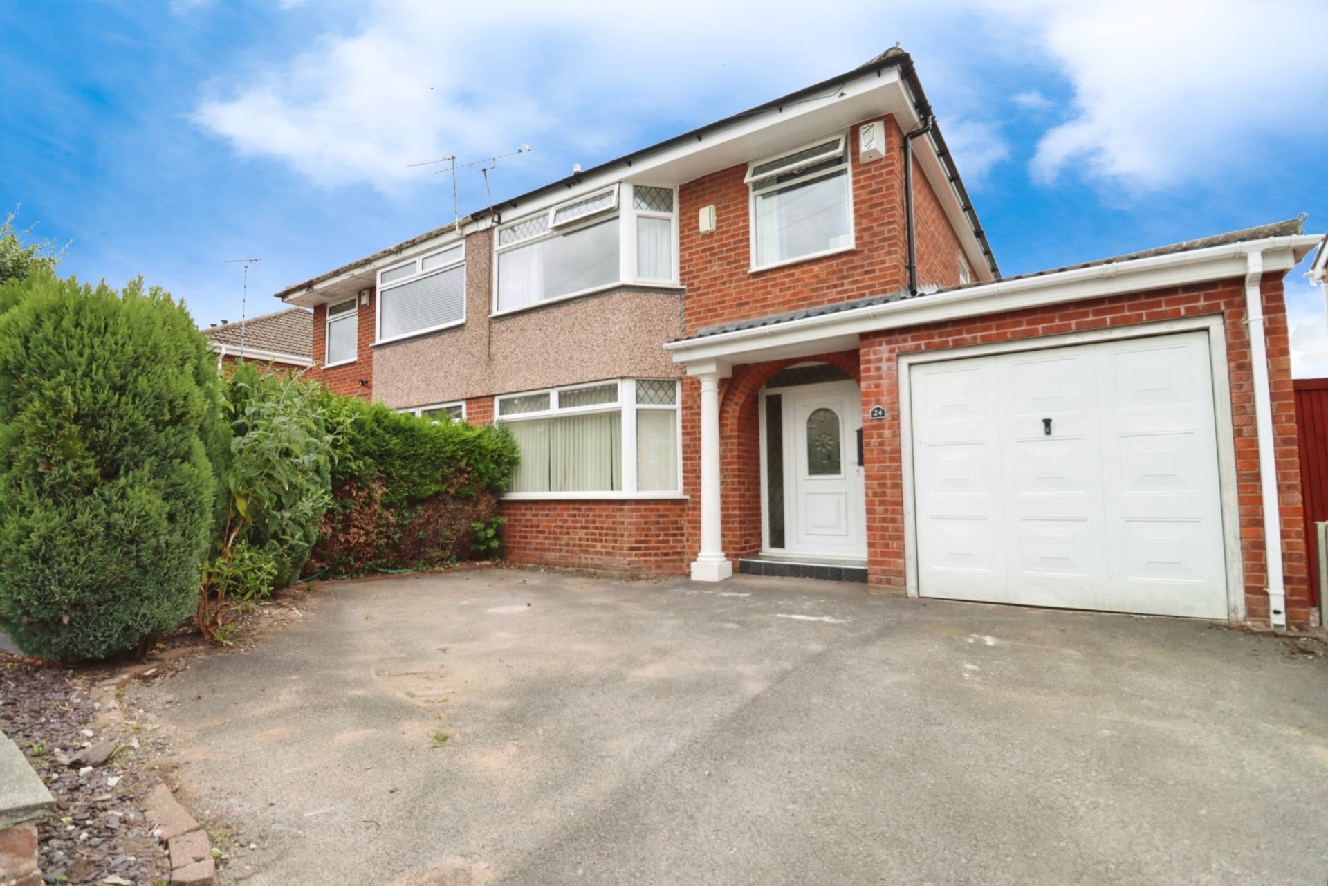 Dearnford Avenue, Bromborough, Image 1