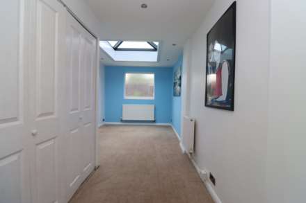 Dearnford Avenue, Bromborough, Image 16