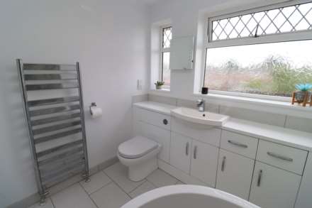 Dearnford Avenue, Bromborough, Image 22
