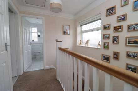 Dearnford Avenue, Bromborough, Image 28