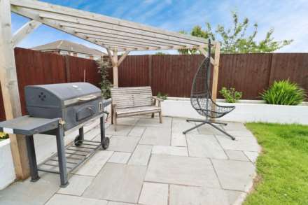 Dearnford Avenue, Bromborough, Image 32
