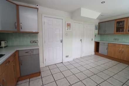 Dearnford Avenue, Bromborough, Image 6