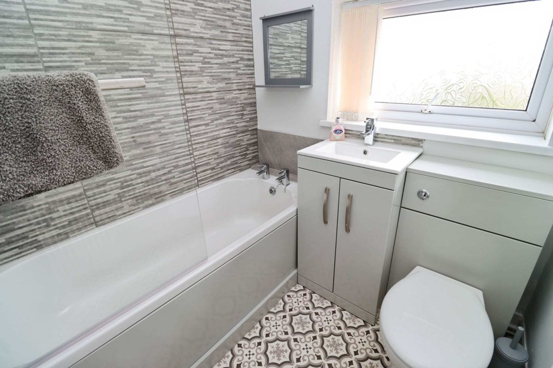 Valley Road, Bromborough, Image 13