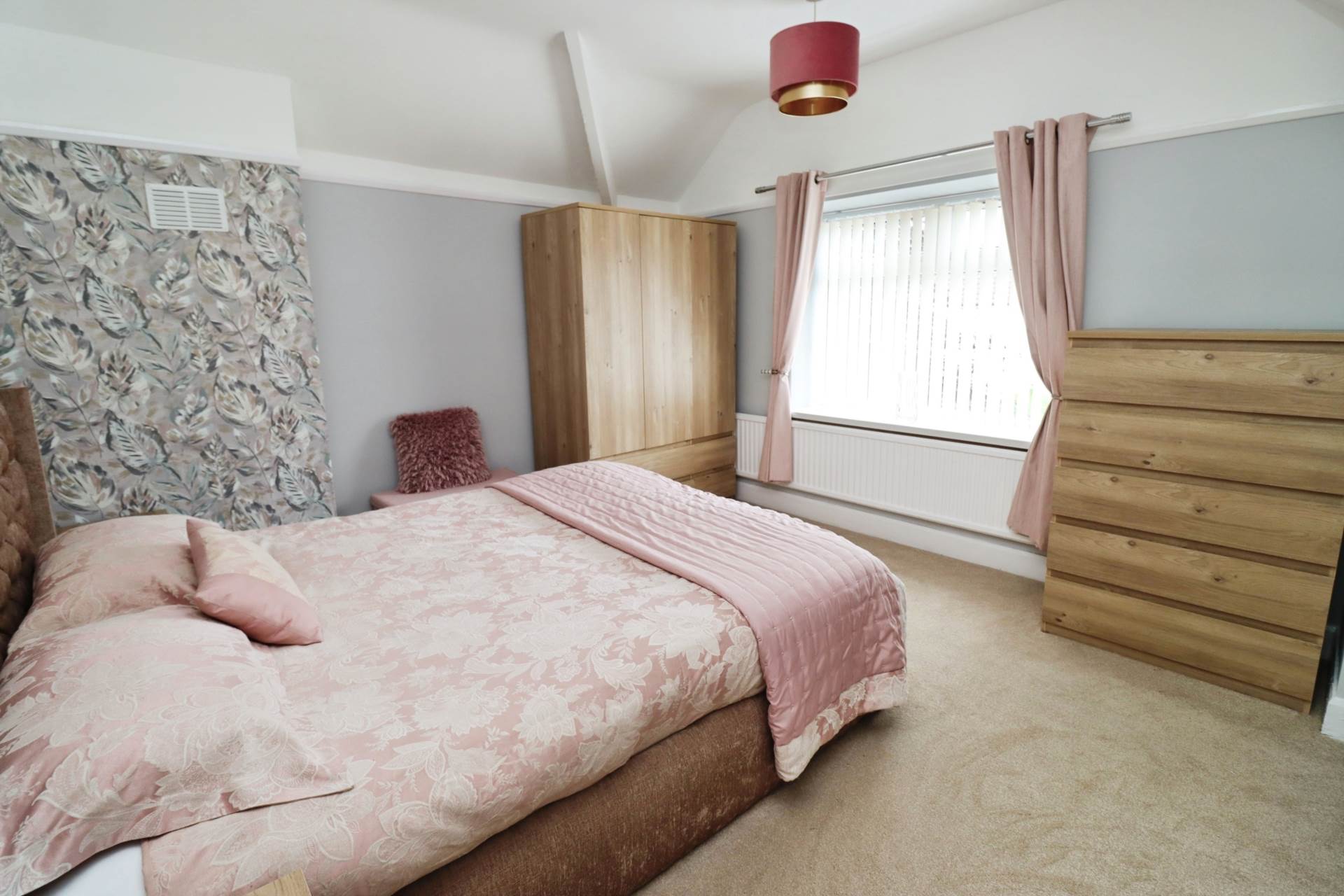 Valley Road, Bromborough, Image 19