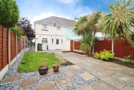Valley Road, Bromborough, Image 14
