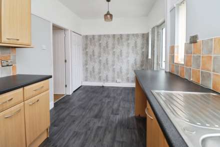 Valley Road, Bromborough, Image 8