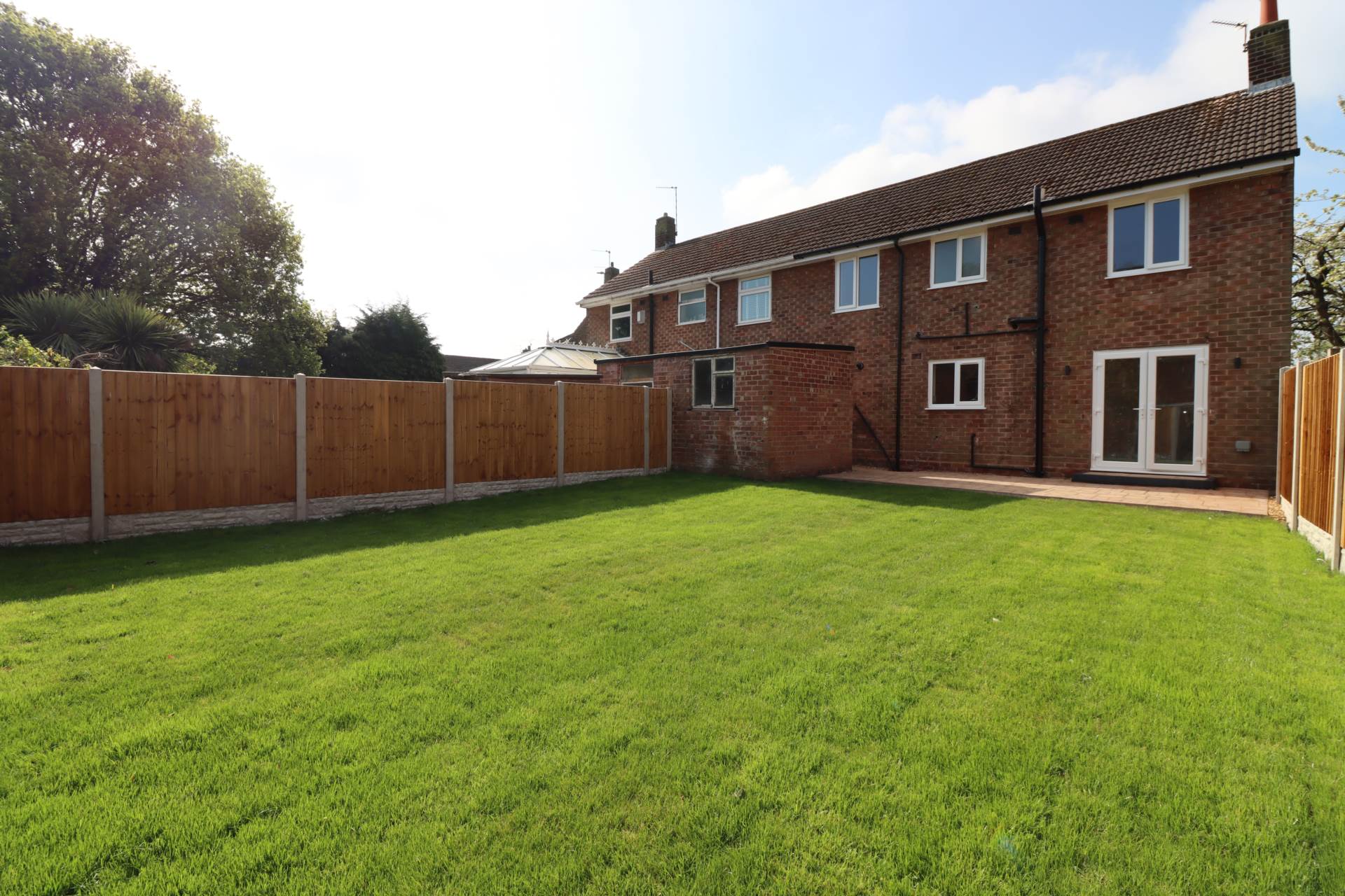 Eccleston Avenue, Bromborough, Image 17