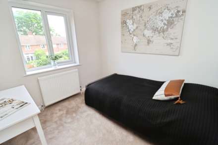 Eccleston Avenue, Bromborough, Image 15