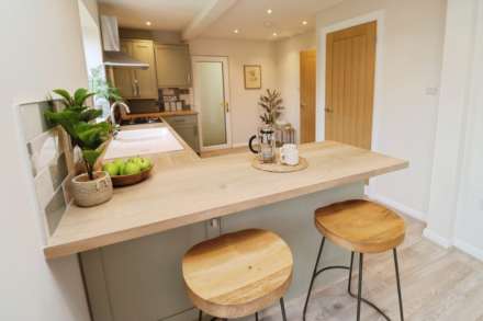 Eccleston Avenue, Bromborough, Image 4