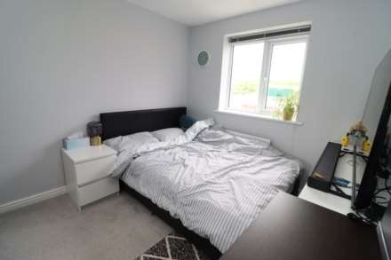 Marshall Close, Bromborough, Image 14