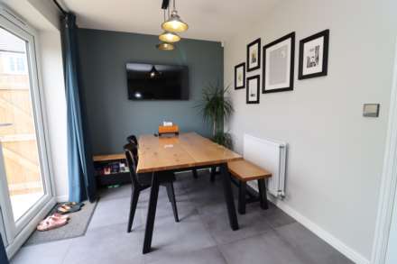 Marshall Close, Bromborough, Image 4