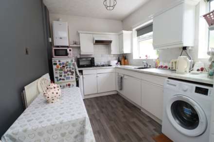 Dale Avenue, Bromborough, Image 3