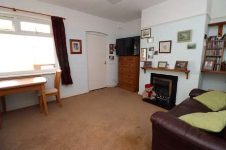 The Rake, Bromborough, Image 7