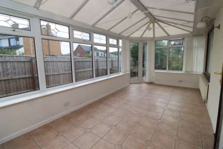 Wentworth Drive, Bromborough, Image 12