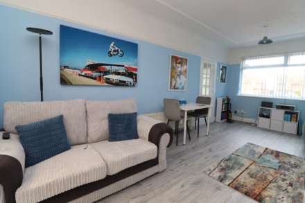 Thornleigh Avenue, Eastham, Image 24