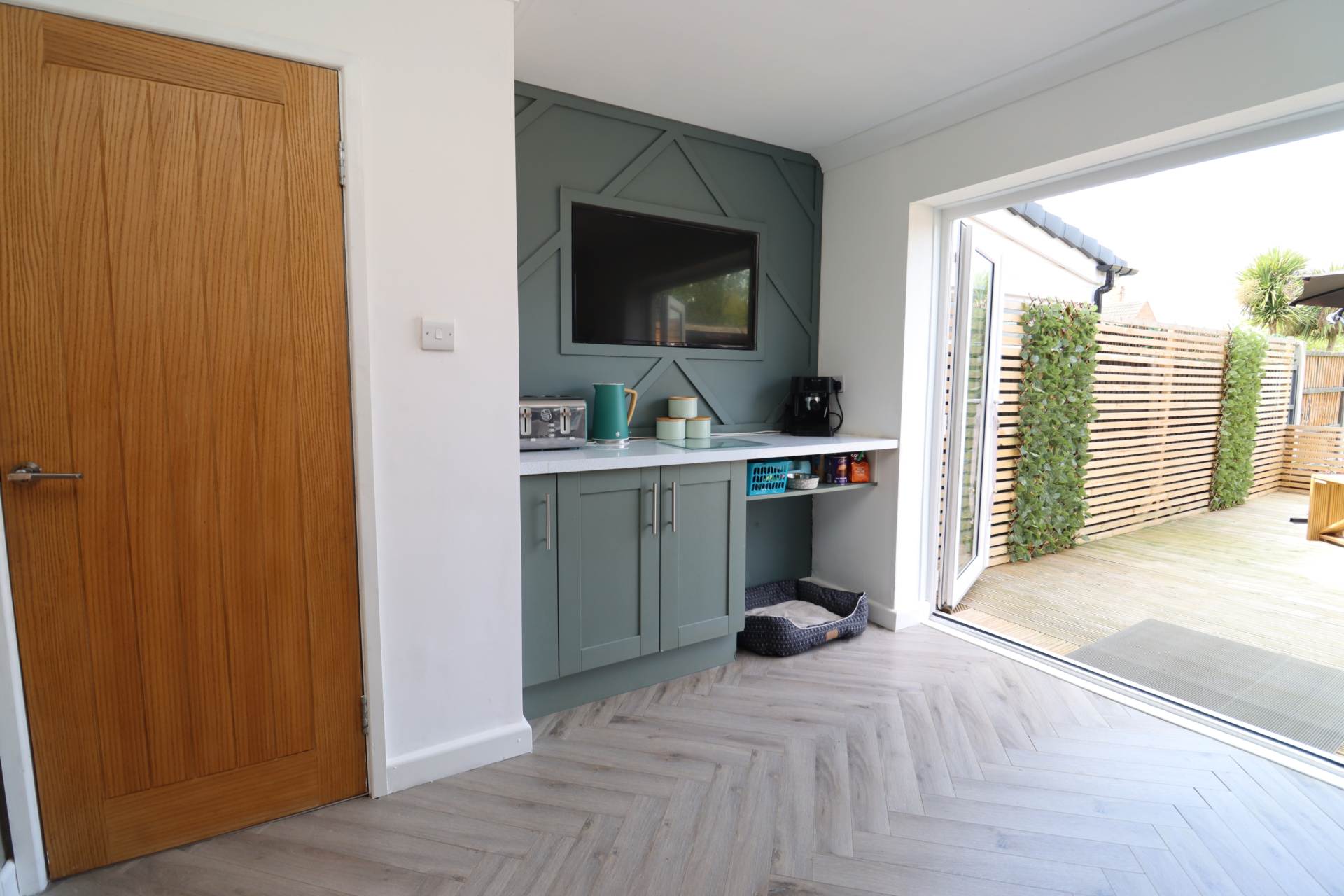 Helsby Avenue, Eastham, Image 21
