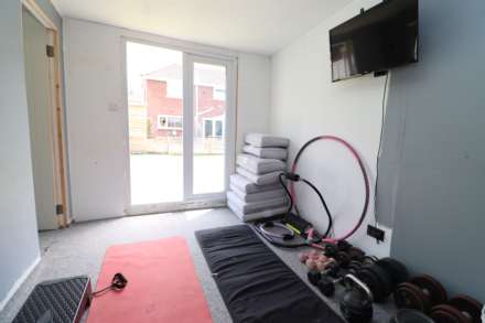 Helsby Avenue, Eastham, Image 12
