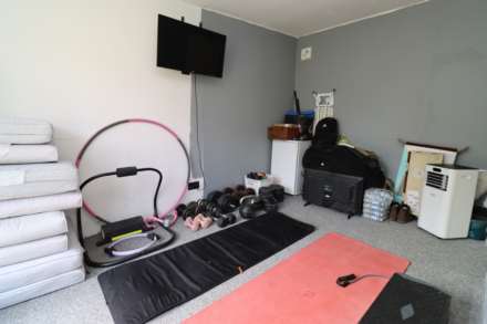 Helsby Avenue, Eastham, Image 33