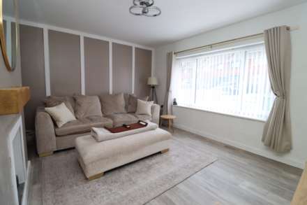 Helsby Avenue, Eastham, Image 6