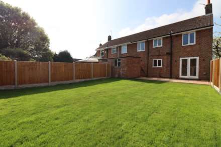Eccleston Avenue, Bromborough, Image 17